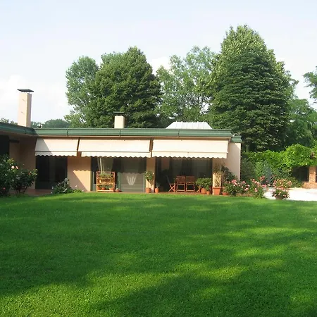 Green House Guest house Cusago